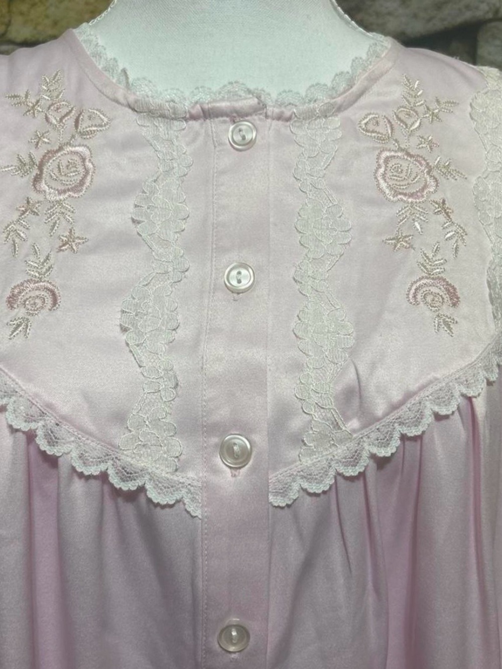 ✨ Brand New Miss Elaine Satin nightgown - Pink Floral Lace Long Gown S✨